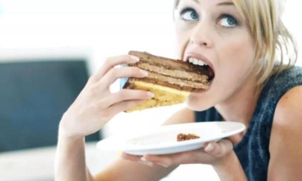 Duygusal Boşluk Kilo Aldırıyor!